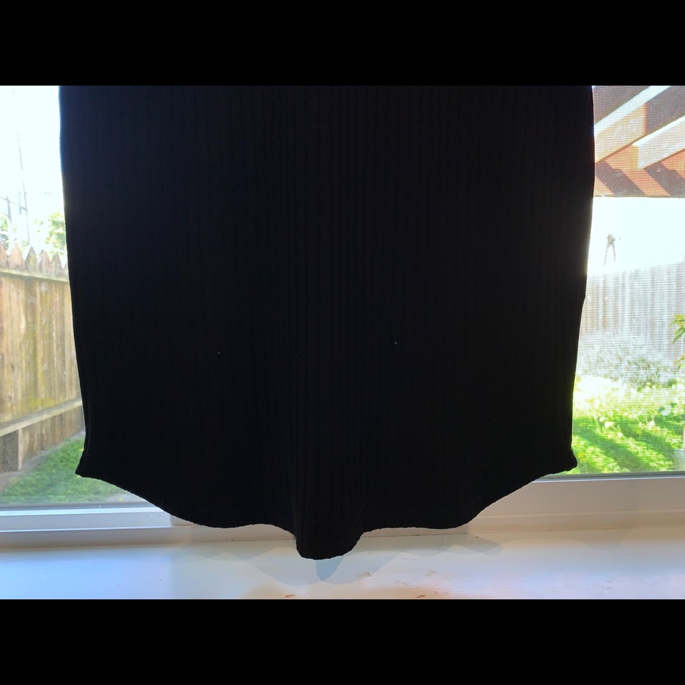 LBD - Picture 4 of 5